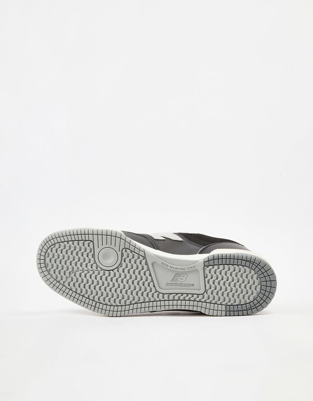 New Balance Numeric 600 Tom Knox Skate Shoes - Black/Grey/White, product image 2