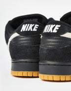 Nike SB Dunk Low Pro Skate Shoes - Black/White/Gum Light Brown, product image 10