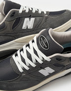 New Balance Numeric 933 Andrew Reynolds Skate Shoes - Dark Grey/White, product image 5